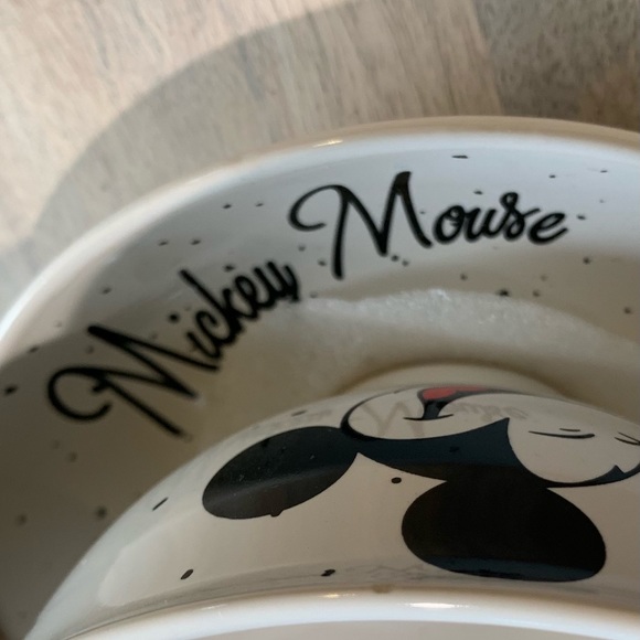 Mickey Mouse Tea Cup and Saucer Set - Picture 4 of 4